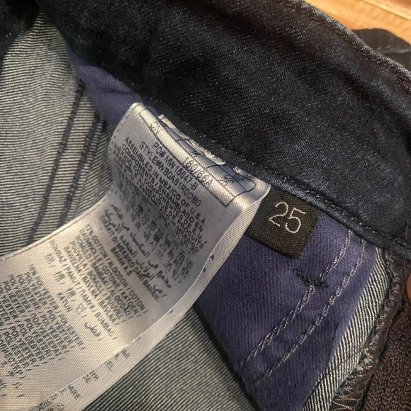 Guess Curvy Sophia Skinny Jeans - Picture 4 of 4